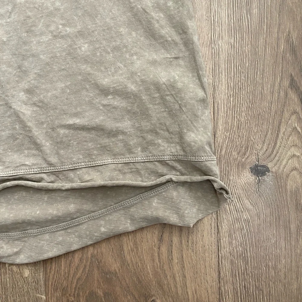 Oversize Tee - Picture 6 of 10